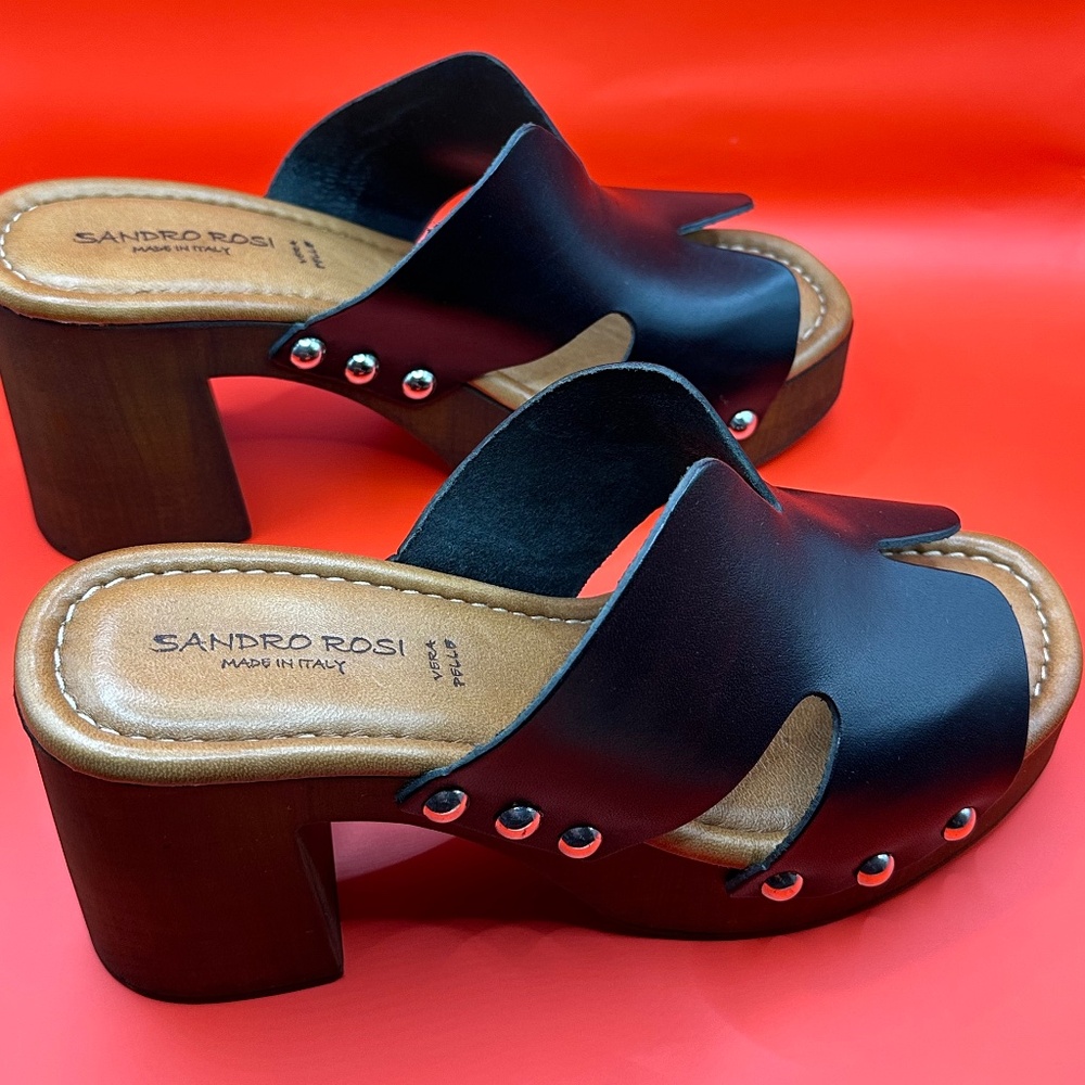 BRAND NEW Italian Mules!